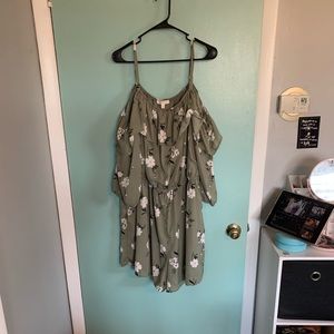 Plus size cold shoulder romper